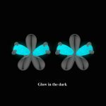 S925 Sterling Silber platinierte leuchtende Blumen-Ohrstecker – Bild 5