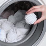 2 stücke Anti-fouling Anti-tangle Haar-absorbieren Kleidung Reinigung Bälle Anti-statische Verknoten Igel Waschen Bälle – Bild 2