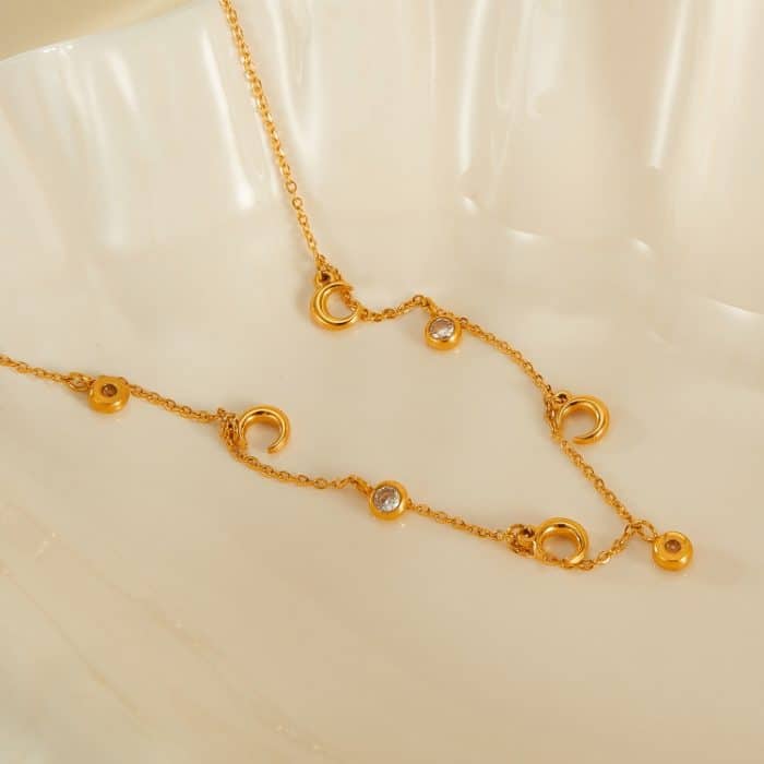 Schlichter Mondanhänger aus Edelstahl mit Zirkonia-Schlüsselbeinkette – Bild 5