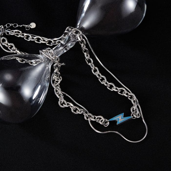 Doppelreihige Halskette mit Blitzanhänger aus Edelstahl – Bild 2