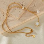 Schlichte Halskette mit Quaste und Blumenperlenanhänger aus Edelstahl – Bild 2