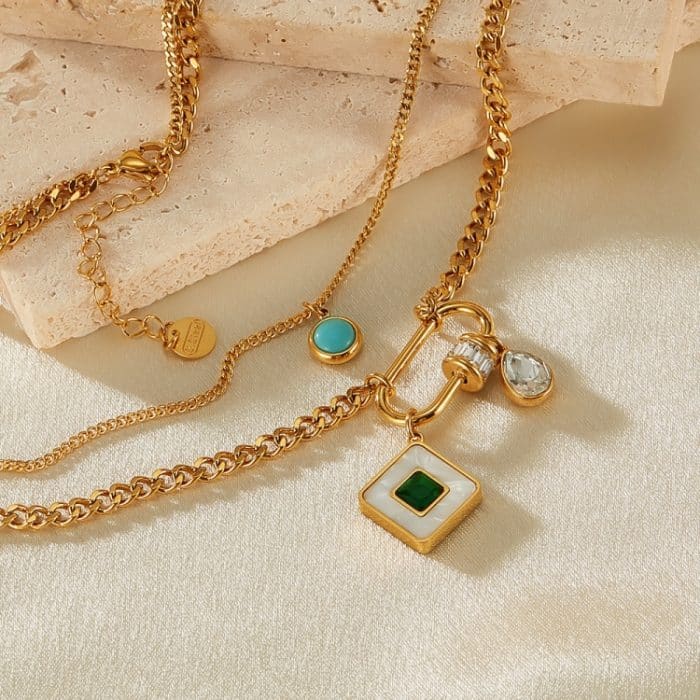 Doppellagige Halskette mit quadratischem Anhänger aus Edelstahl – Bild 3