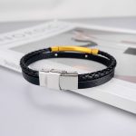 Minimalistisches, glänzendes, doppelt geflochtenes Lederarmband aus Edelstahl – Bild 3