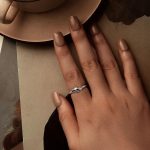 SCR1069 S925 Sterling Silber plattiert mit Platin Hand-in-Hand-Form Ring – Bild 4