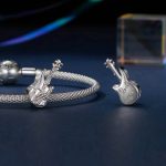 S925 Sterling Silber Platinierter Totenkopf Bass Perlen Anhänger – Bild 5