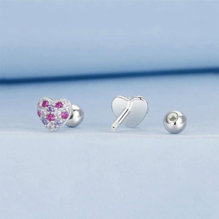 TBD06052545_B4.jpg S925 Sterling Silber plattiert mit platinfarbenen Zirkonia-Ohrringen in Herzform – Bild 5