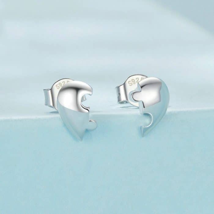 TBD06053376_B1.jpg S925 Sterling Silber Platinierte herzförmige Puzzle-Ohrringe – Bild 2