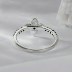 SCR1075 S925 Sterling Silber Oxidierter Retro Eleganter Schwarz-Weiß-Blumenring – Bild 3