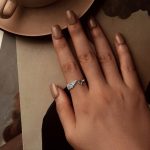 S925 Sterling Silber Oxidierter Flügelfeder Verstellbarer Liebesring – Bild 5