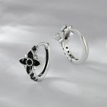 S925 Sterling Silber Oxidierte Retro Elegante Blumen Ohrringe – Bild 3