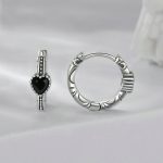 S925 Sterling Silber Oxidierte Retro Elegante herzförmige Muster Ohrringe – Bild 2