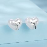 S925 Sterling Silber Platin-Plattierte Herzförmige Ohrringe Schleifenknoten Ohrringe – Bild 2