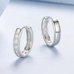 S925 Sterling Silber Platinierte glänzende quadratische Zirkonia Ohrringe – Bild 3