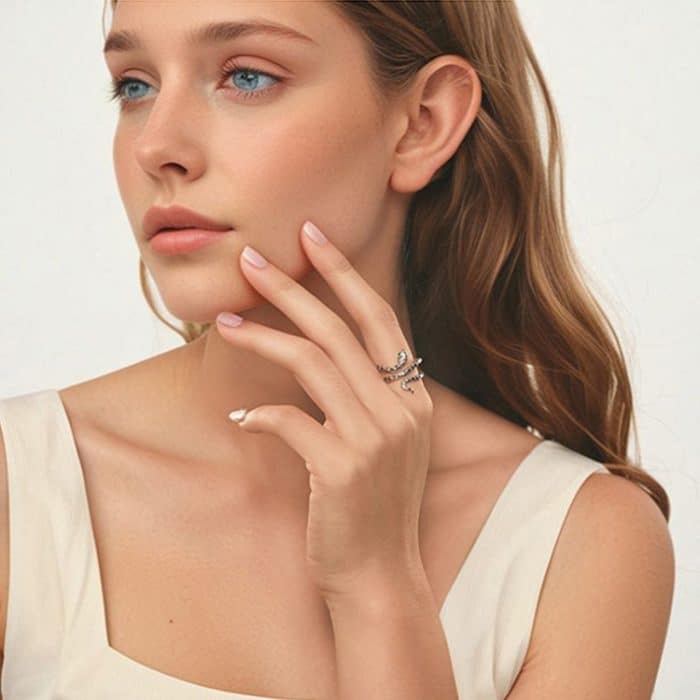 Verstellbarer offener Ring mit Schlangenmotiv in Kupfer und Platin – Bild 7