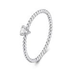 MSR063 S925 Sterling Silber Herz Moissanit Ring
