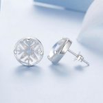 S925 Sterling Silber Platinierte Weihnachtskristallkugel-Schneeflockenohrringe – Bild 3
