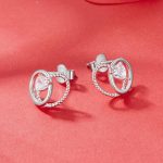 S925 Sterling Silber Platinierte Herzförmige Ohrringe – Bild 2