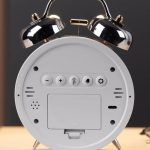 12/24H LED Screen Alarm Clock Loud Metal Clock With Night Light Plug-In Children Clock – Bild 6