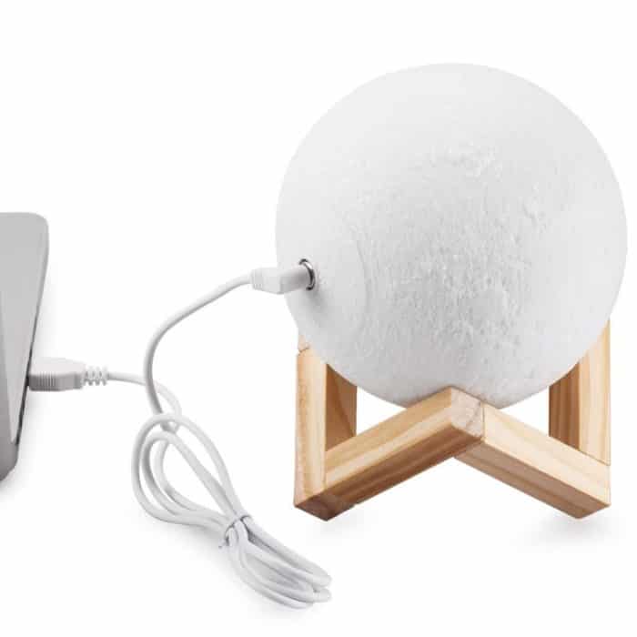 Maßgeschneiderte, getupfte 3-Farben-3D-Druck-Mondlampe, USB-Aufladung, energiesparendes LED-Nachtlicht mit Holzhaltersockel – Bild 3