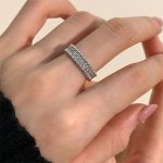 Leichter Luxus-Perlen-Schmetterlings-Öffnungs-Verstellbarer Kombinationsring für Damen