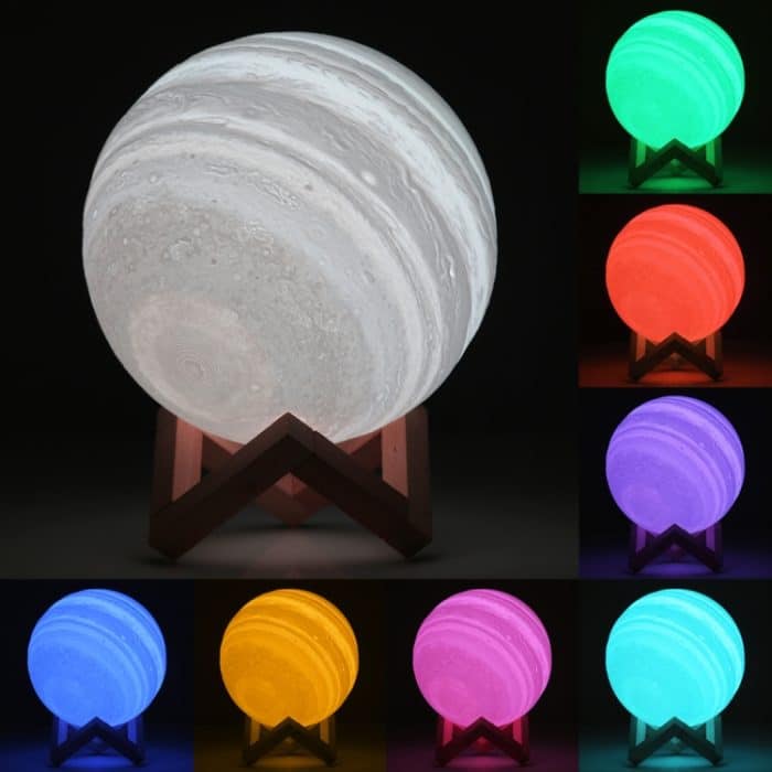 15 cm gestopfte Jupiter-Lampe mit 3D-Druck, USB-Aufladung 7-Farben-Wechsel-Energiesparendes LED-Nachtlicht mit Holzhalterung – Bild 6