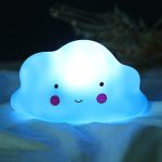 Cartoon Flaky Clouds Bunte kleine Nachtlicht-Nachttischlampe