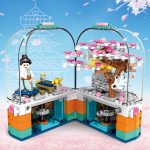601077 Cherry Blossom Series Transparentes Licht Rotierende Box Puzzle Zusammengebautes Spielzeug Kleine Partikelbausteine – Bild 2