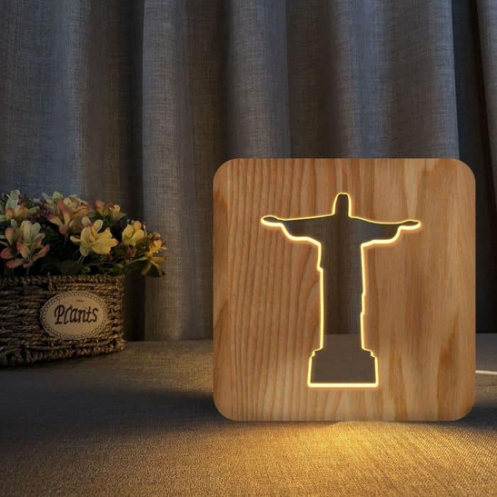 FS-T1971W 2,5 W Jesus Pastor Tischlampe USB Massivholz Hohlnachtlicht – Bild 1