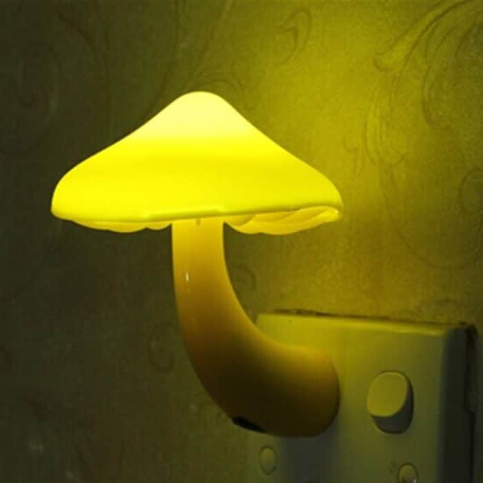 TBD071872001.jpg Pilz-Steckdosenlampe, lichtgesteuerter Sensor, Nachtlicht, Schlafzimmer, Heimdekoration – Bild 1