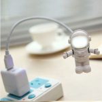 Coole neue Astronaut Spaceman USB LED verstellbare Lampe Schreibtisch Nachtlicht für Computer PC – Bild 3
