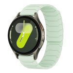 xDfind Magnetic Silicone Watch Band