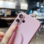 Magsafe Liquid TPU-Telefonhülle mit Metallic-Lackierung – Bild 4