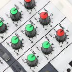 TU04 BT Sound-Mischpult, Aufnahme 48 V Phantomspeisung, Monitor, AUX-Pfade plus Effekte, 4-Kanal-Audiomischer mit USB – Bild 8