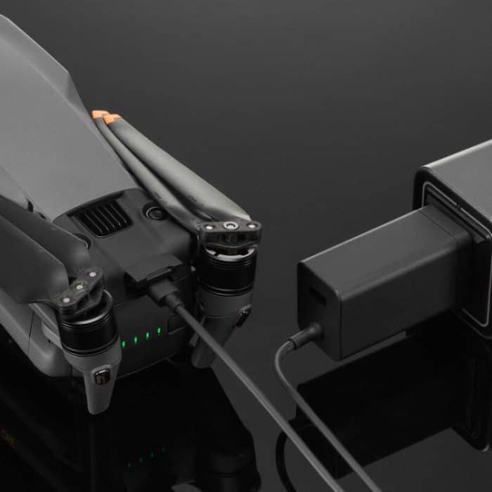 Original DJI 65W tragbares Ladegerät für Flip / Avata 2 / Avata / Neo / Goggles 2 / Mavic 3 Serie / Air 3S / Air 3, 65W Portable Charger – Bild 4