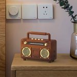BT21 Retro USB-Flash-Laufwerk FM-Radio Kabelloser Bluetooth-Lautsprecher – Bild 7