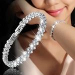 Glamouröses Damen-Kristallarmband mit künstlichem Diamant als Geschenk für Hochzeit, Verlobung, Muttertag und Geburtstag, Durchmesser: 5,25 cm, Umfang: 16,5 cm