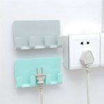 Praktische, an der Wand klebende Handy-Ladehalterung, Steckdose, stark klebendes Stützregal mit Haken – Bild 8