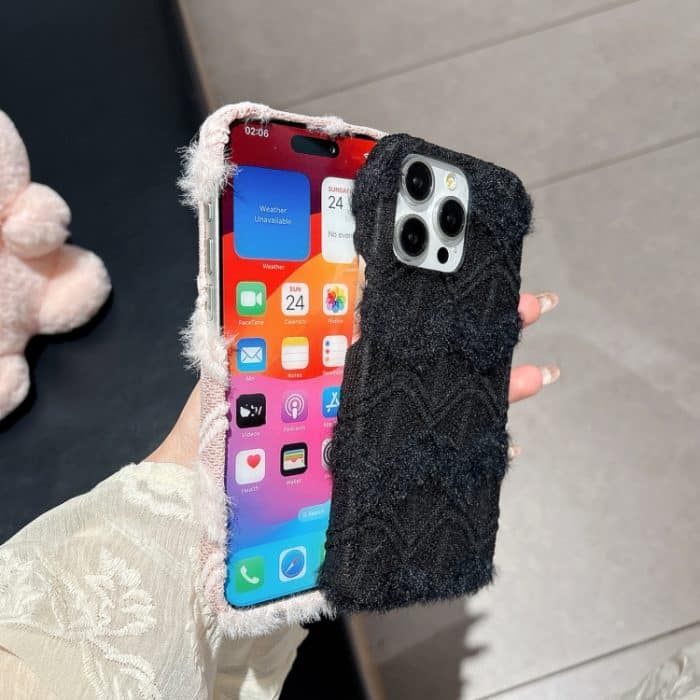 Plüsch-TPU-Telefonhülle mit M-Textur, For iPhone 15 Pro Max, For iPhone 15 Pro, For iPhone 15 Plus, For iPhone 15 – Bild 3